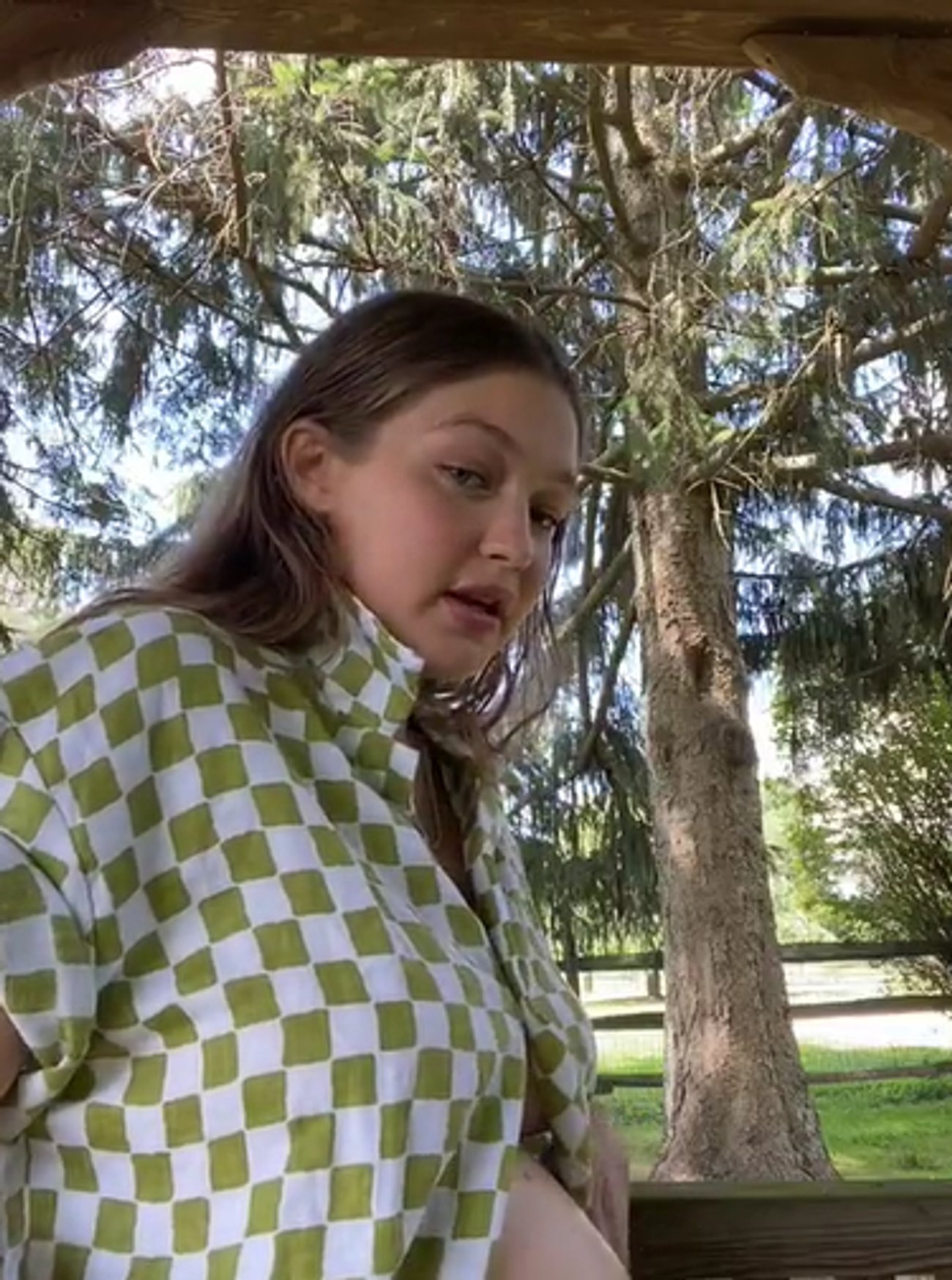 Gigi Hadid Baby Bauch Belly Gigi Hadid Baby Bauch Belly