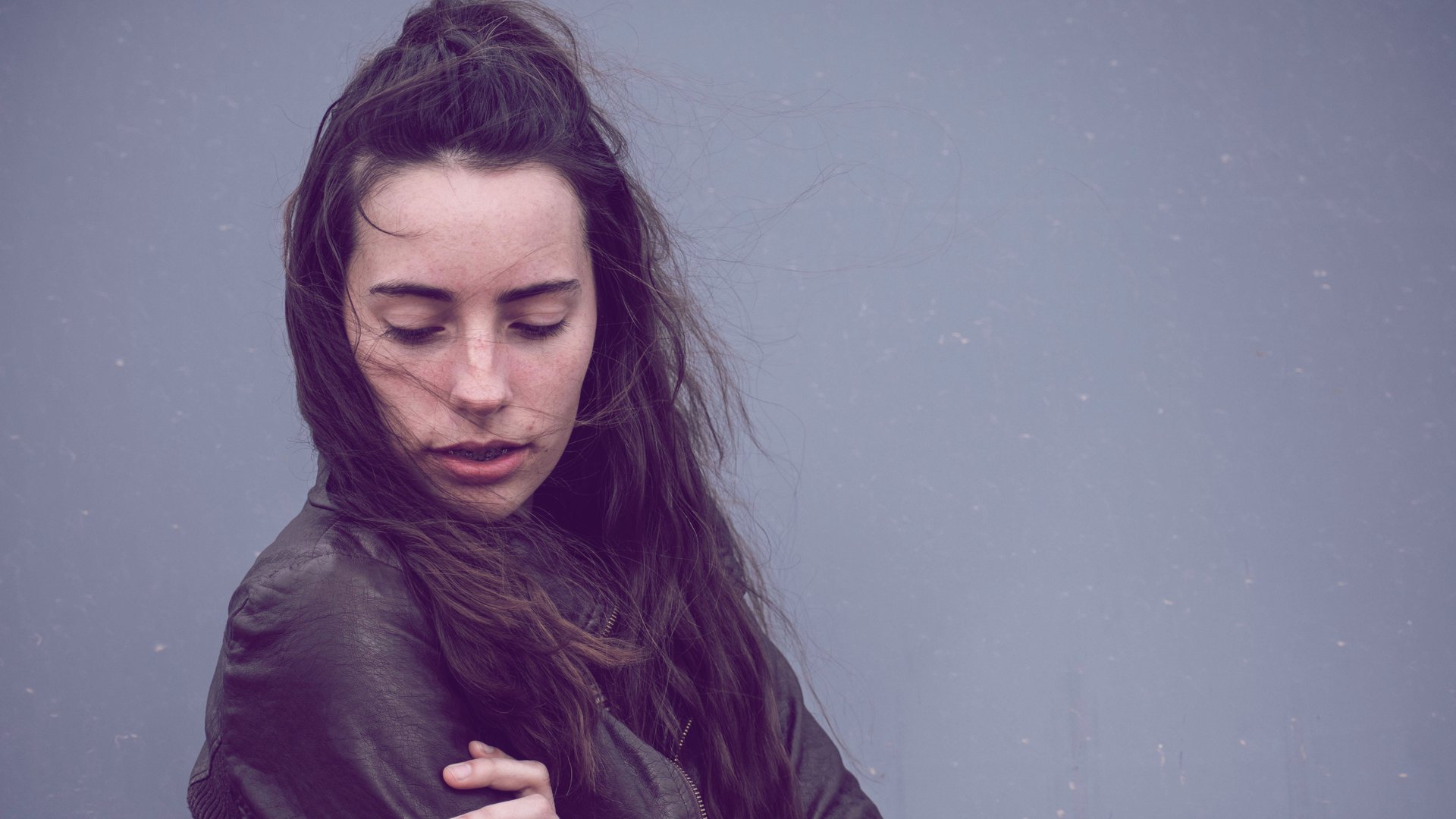 Diese-unbewussten-Gewohnheiten-entwickeln-Menschen-die-sich-einsam-f-hlen-laut-Psychologie-