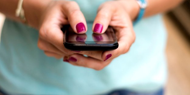Männer anschreiben bei Tinder und Co.: 6 Tipps!