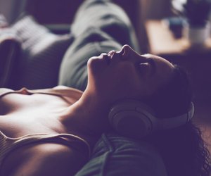 Erotische Hörbücher: 10 heiße Empfehlungen für dein Kopfkino