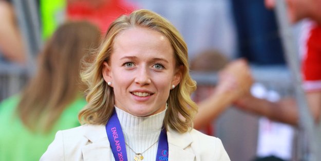 Lea Schüller: Sie ist die Freundin der Profi-Fußballerin