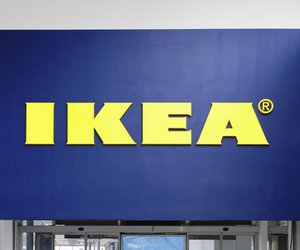 Ikea-Hack: Dieses Tannenbaum-Regal ist eine niedliche Weihnachts-Deko