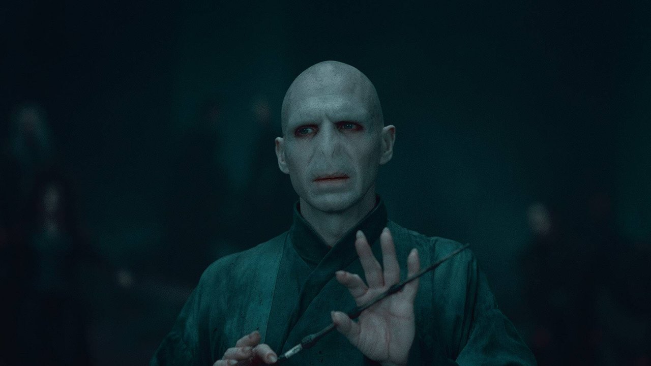 RALPH FIENNES as Lord Voldemort in Warner Bros. Pictures’ fantasy adventure HARRY POTTER AND THE DEATHLY HALLOWS – PART 2, a Warner Bros. Pictures release. PUBLICATIONxINxGERxSUIxAUTxONLY 31003_084

Ralph Fiennes As Lord Voldemort in Warner Paperback Pictures Fantasy Adventure Harry Potter and The Deathly Hallows – Part 2 a Warner Paperback Pictures Release PUBLICATIONxINxGERxSUIxAUTxONLY 31003_084