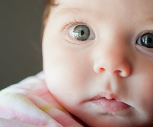 Dennie-Morgan-Falte bei Babys: Das bedeutet sie