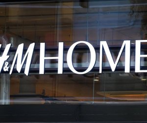 Der aufblasbare Hocker von H&M sorgt für entspannte Stunden im Garten