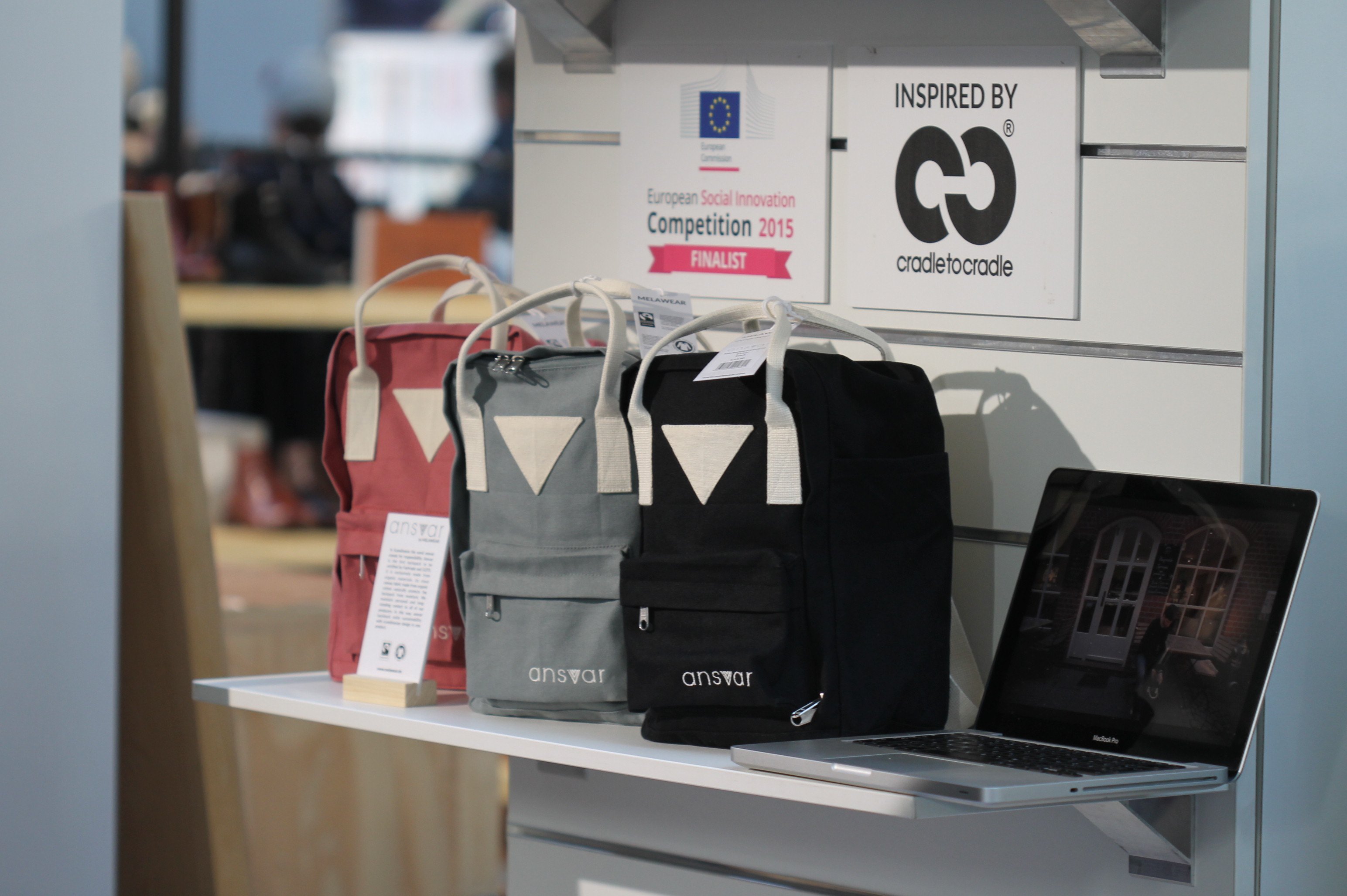 Die Taschen von Melaware sind die ersten GOTS- und Fair Trade-zertifizierten Rucksäcke auf dem Markt.