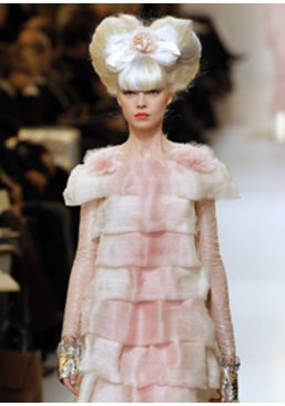 Fashion Week Paris: Haute Couture bei Chanel Fashion Week Paris: Haute Couture bei Chanel