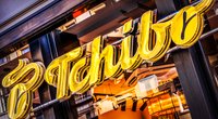 Diese Hängeleuchte von Tchibo für den Balkon versprüht Luxus pur