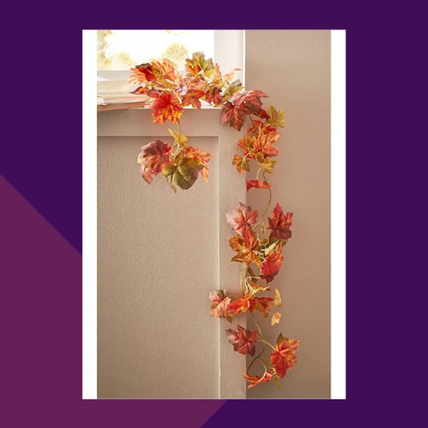 Kunstpflanzengirlande aus Herbstlaub