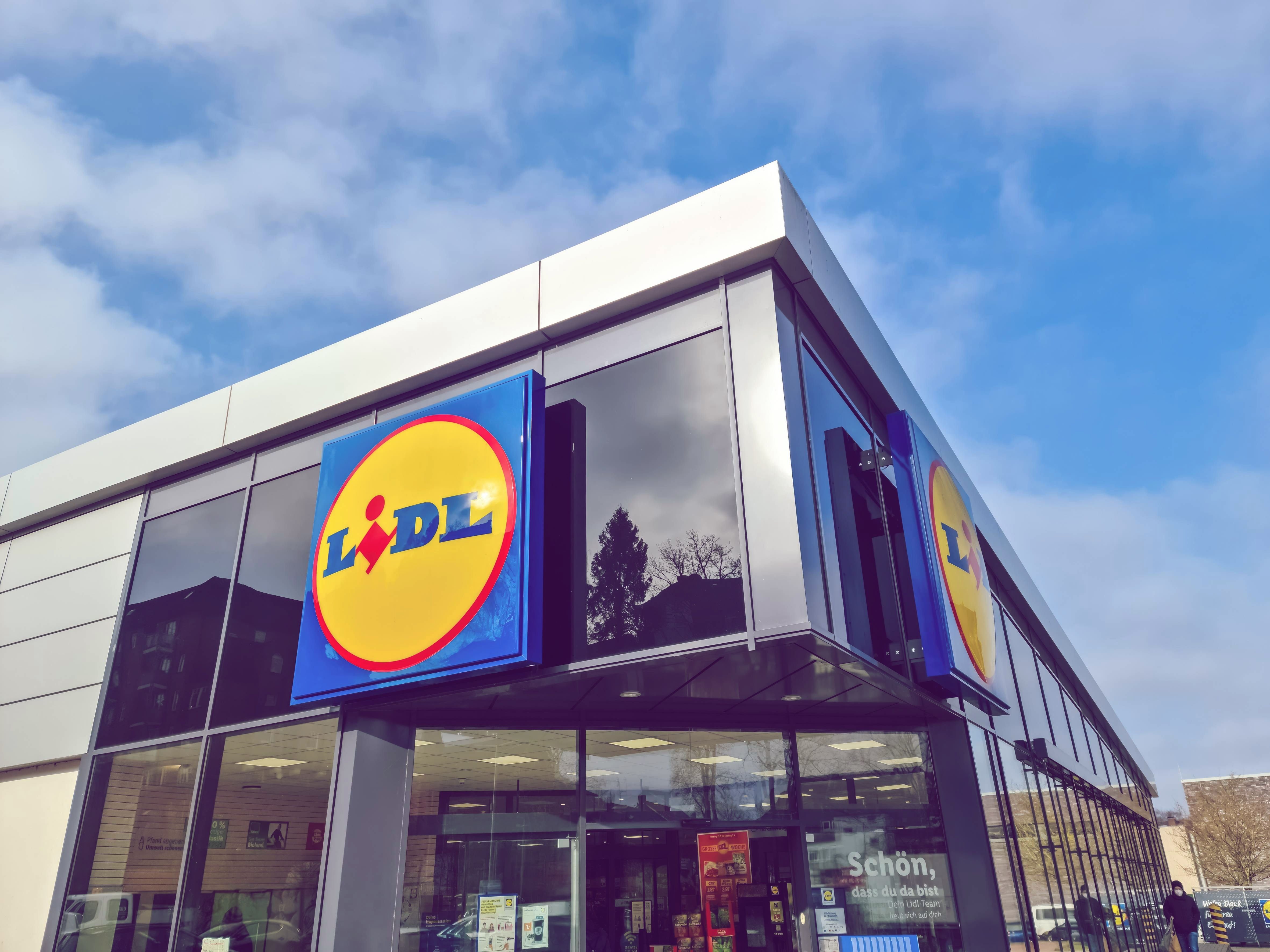 Diese Top-Designerin verkauft bei LIDL, was gerade alle brauchen