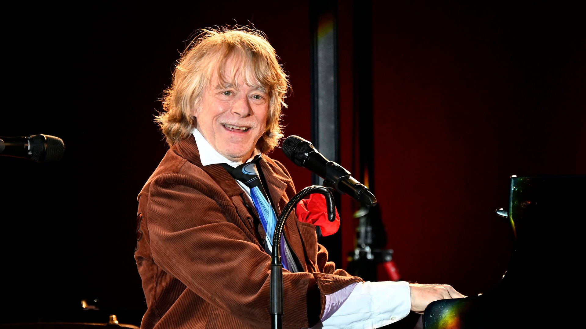 Helge Schneider: "The Klimperclown"   So Sieht Die Wahre Kritik Zum Filmstart Aus! - riykomw