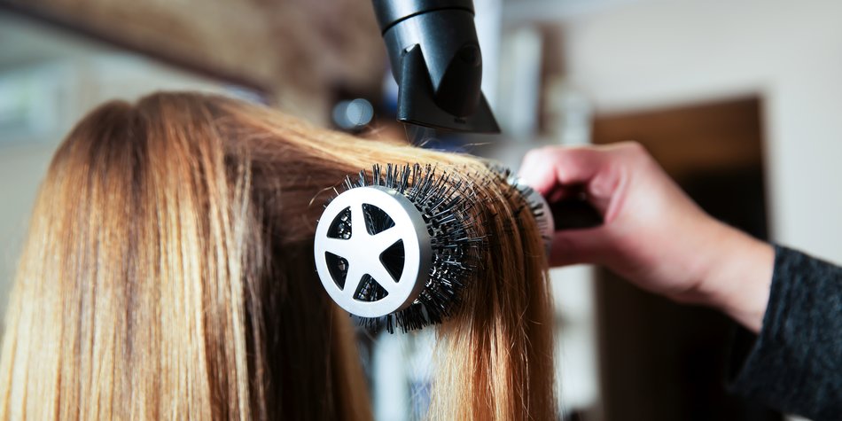 Haare Glatten Ohne Glatteisen 8 Methoden Desired De