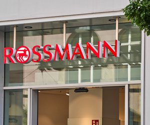 Schnäppchen bei Rossmann: Hol dir das 4er-Set Gartenleuchten für nur 5 Euro