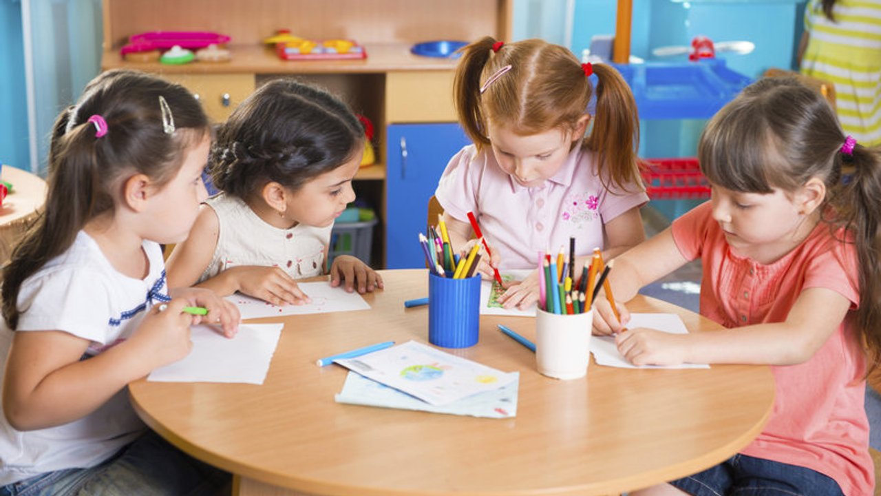  Heilpädagogischer Kindergarten Illustration 