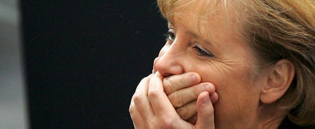 Angela Merkel: Die witzigsten Bilder aus 16 Jahren Kanzlerschaft!