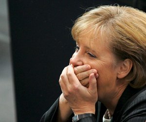 Angela Merkel: Die witzigsten Bilder aus 16 Jahren Kanzlerschaft!