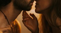 Tantra Sex: Warum das spirituelle Liebesspiel Trend ist