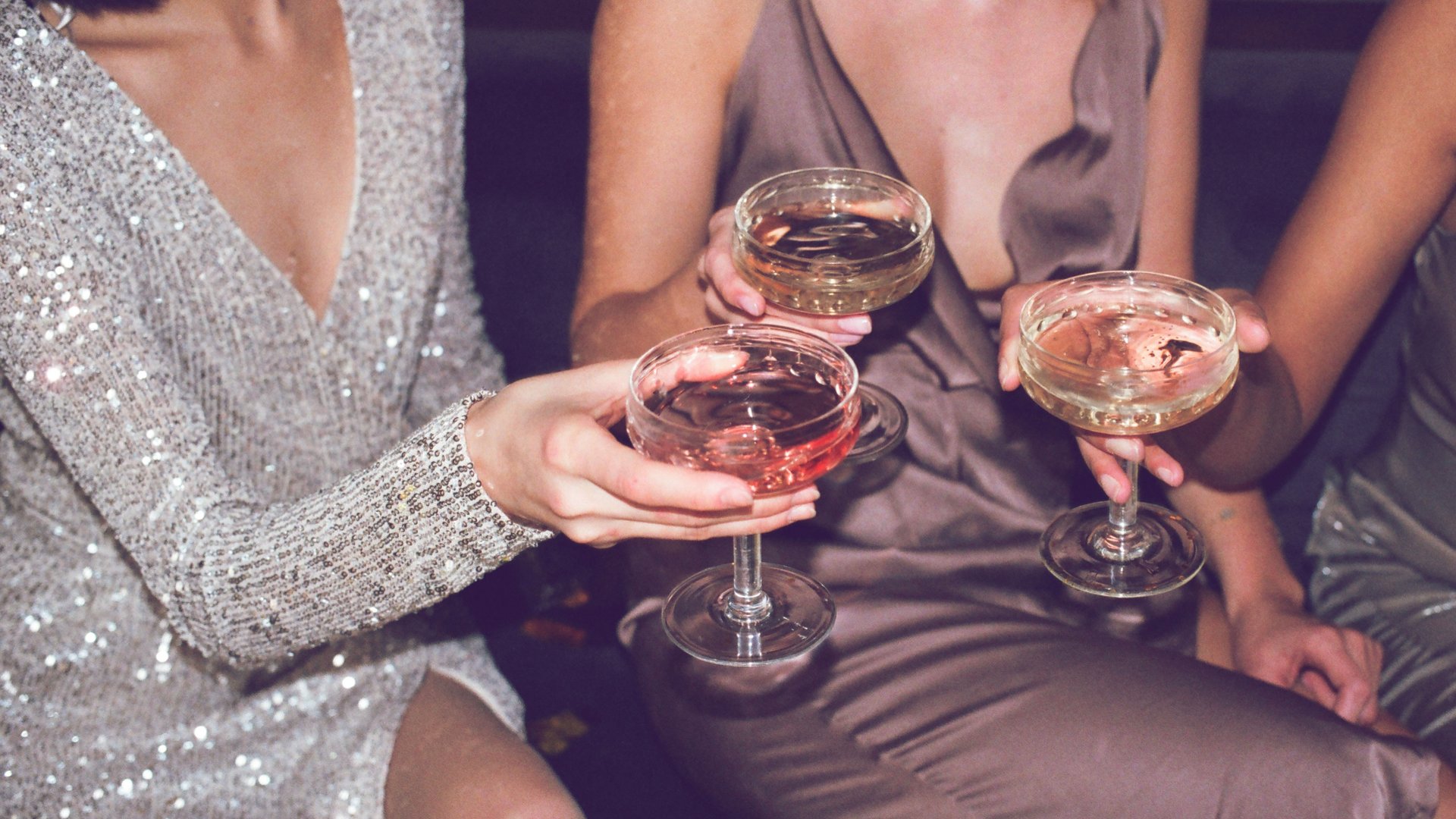 H-M-Home-hat-alles-was-du-f-r-eine-stilvolle-Silvesterparty-brauchst