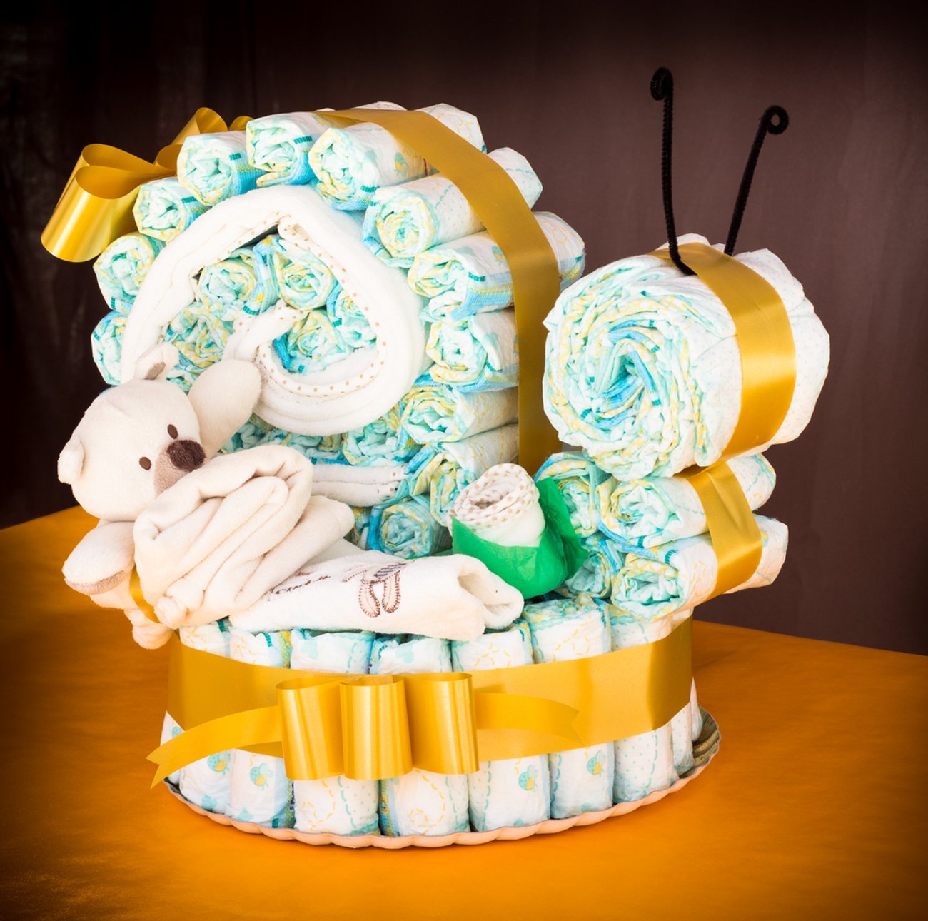 Geschenke zur Babyparty Windeltorte Geschenke zur Babyparty Windeltorte