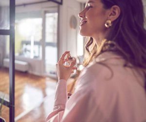 Wie ein Herbsttag in Gold: Süß-blumiges Sandelholz entführt dich in eine Traumwelt!