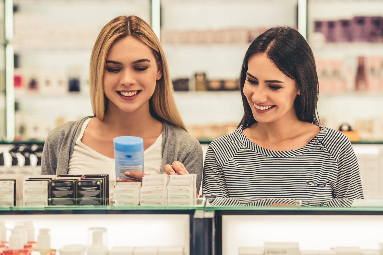 Lycia Make-up-Entferner Tücher Für Fettige Haut – 60 Stück Mit Mineralkomplex, Auch Für Wasserfestes Make-up