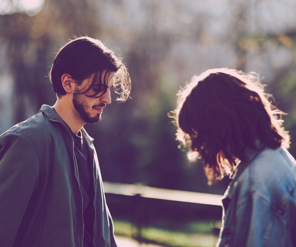 Woran Merke Ich Dass Er Mich Mag Woran merke ich, dass mich jemand mag? Auf diese subtilen Anzeichen