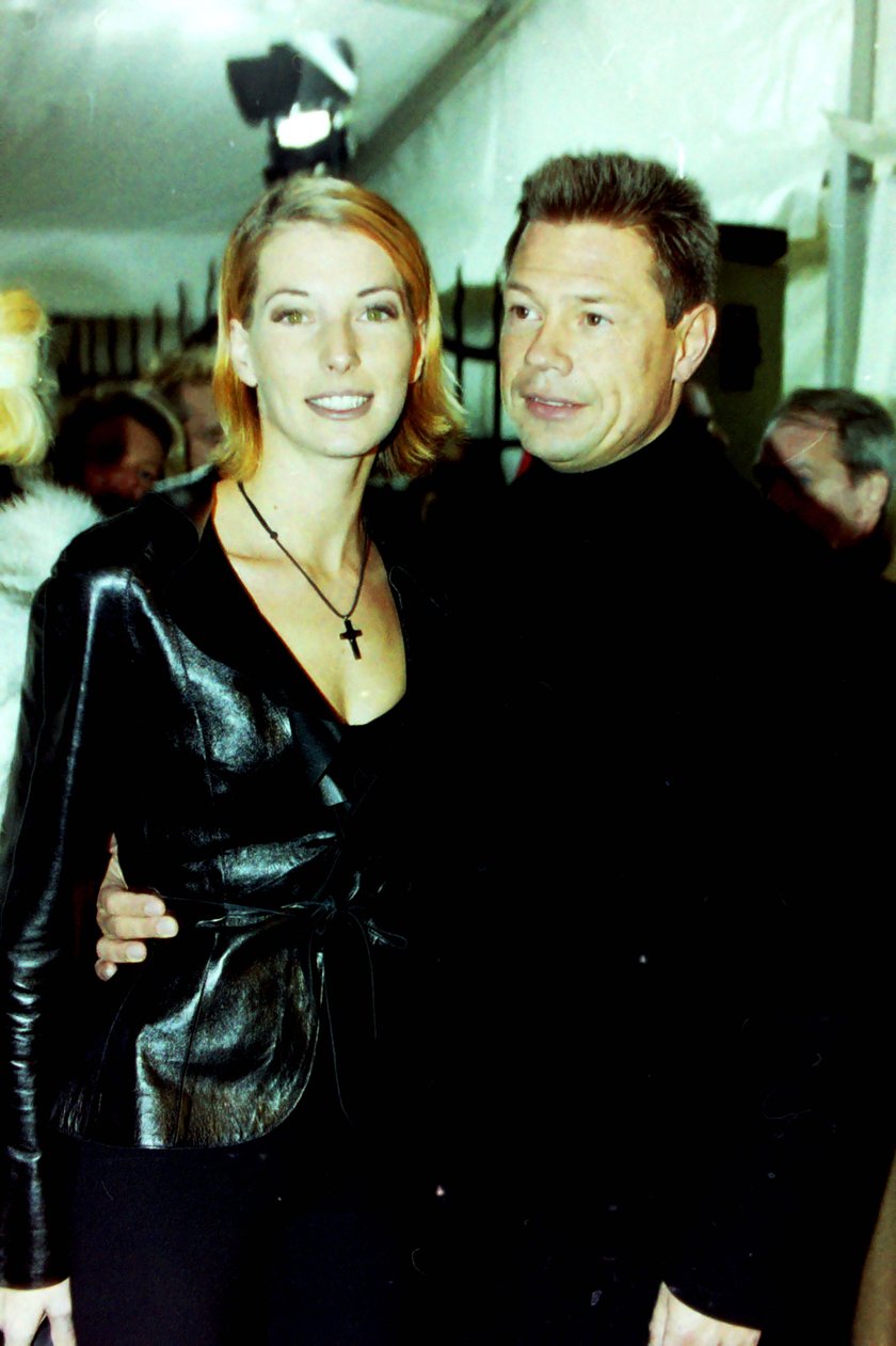 Archiv Guilia Siegeln Dj Hans Wehrmann Muenchen 2000 Archiv Guilia Siegel -Motive Franka Potente Filmpremiere Muenchen *** Archive Guilia Siegeln Dj Hans Wehrmann Munich 2000 Archive Guilia Siegel Motive Franka Potente Filmpremiere Munich 