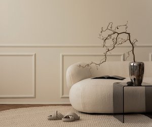 Diese monochromen Pieces von H&M Home bringen zeitlose Eleganz in jedes Zuhause
