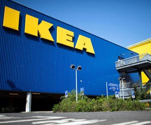 Beliebt und günstig: Dieser 5 Euro Regenschirm von Ikea ist der Hit
