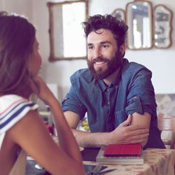 Conversational Threading: Mit diesem einfachen Trick wird dein Small Talk sofort tiefgründiger