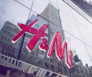 Herbstfarben bei H&M: Diese Trendteile bringen uns jetzt in Stimmung