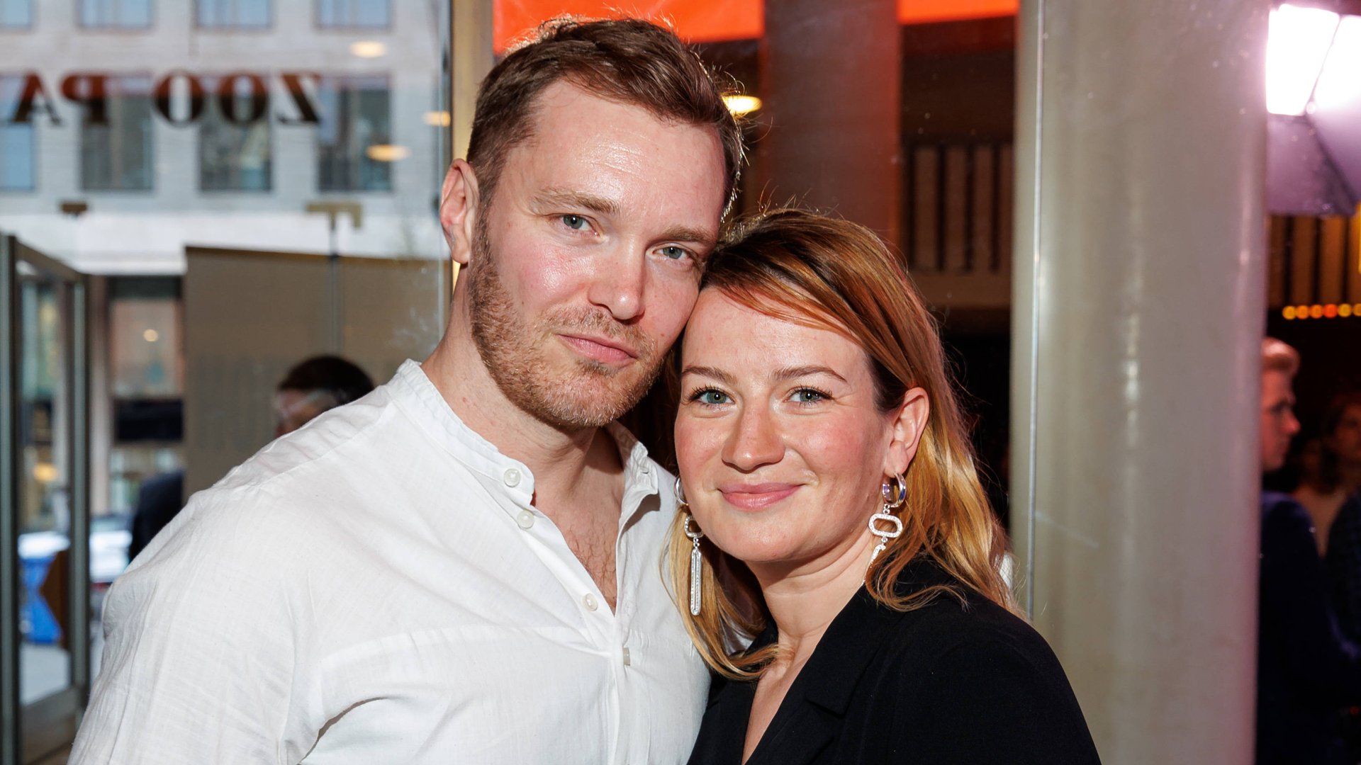 Nina-Gummich-Hat-die-Schauspielerin-einen-Ehemann-