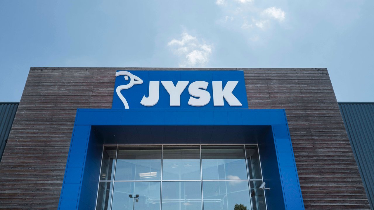 Das Jysk-Gadget ist eine Bereicherung für deine Balkonpflanzen.