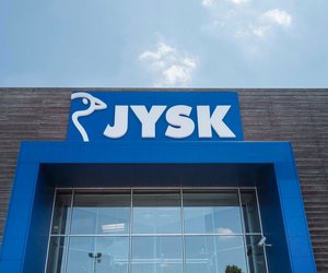 Dein Balkon ist ein Blumenparadies? Dieses Jysk-Gadget hilft dir beim Bewässern