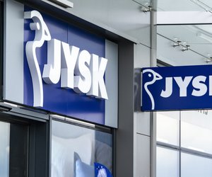 Vielseitig und stylisch: Dieses Jysk-Tablett passt perfekt ins Badezimmer oder in die Küche