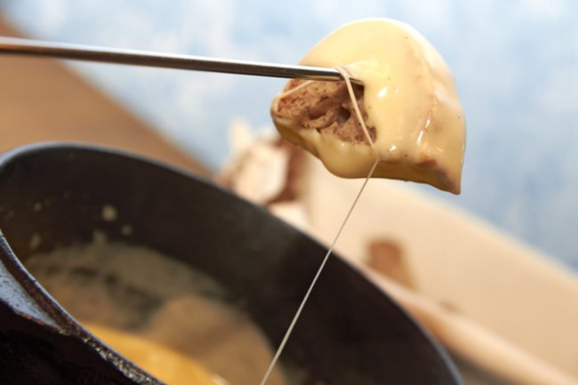 Fondue_donstock.jpg Fondue_donstock.jpg