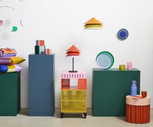 Bald bei Ikea: Diese Kollektion bringt farbenfrohe Hingucker in dein Zuhause