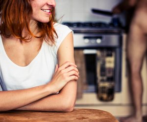 Mehr Sex durch geteilte Hausarbeit