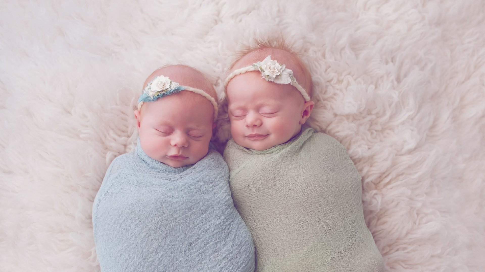 Was Schenkt Man Zur Geburt Von Zwillingen Geschenke zur Geburt von Zwillingen: 9 richtig süße Ideen