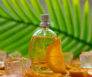 Das süß-pudrige Orangen-Parfum lässt dich von einem Sommergarten träumen
