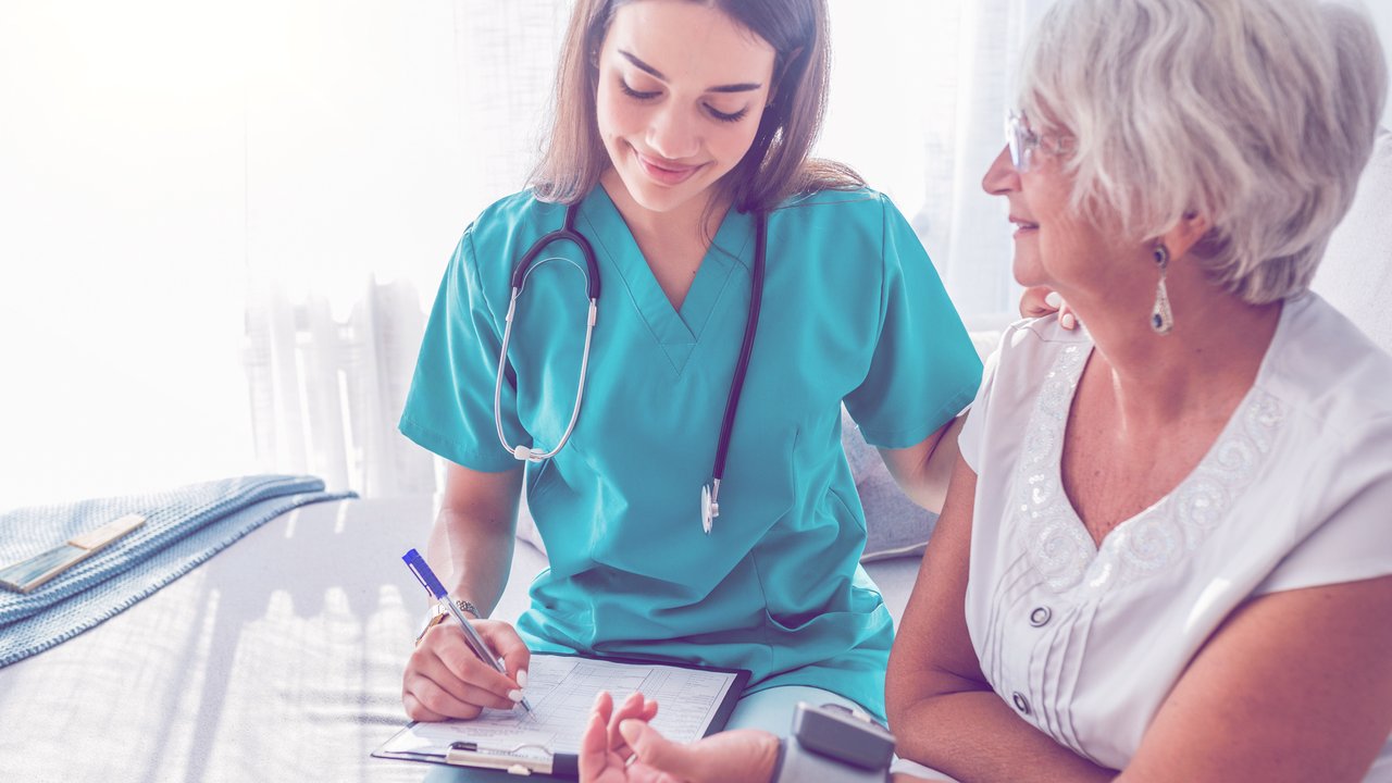Ausbildung zur Krankenschwester Das erwartet dich