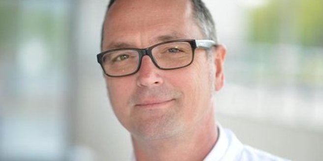 Dr. Lövey ist Experte zum Thema Uterusmyome Dr. Lövey ist Experte zum Thema Uterusmyome