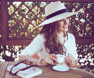 Die Espresso-Bag von H&M ist unsere Lieblingstasche im Sommer (und zwar wegen dieses Details)