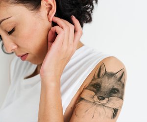 Herbst-Tattoos: 27 wunderschöne Motivideen für dich