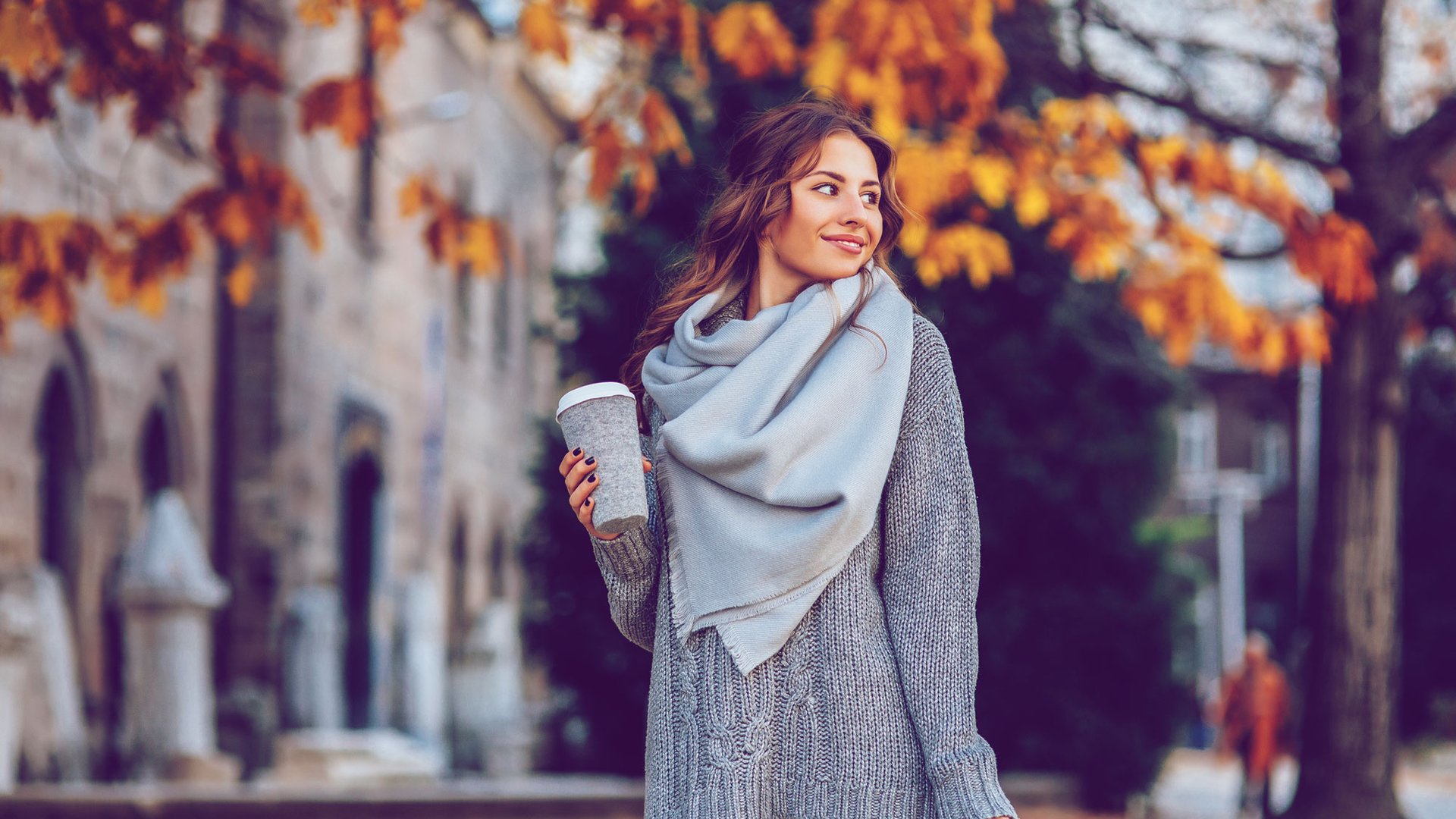 5-winterliche-Pullover-und-Strickjacken-von-Bonprix-in-Wei-und-Grau-die-kuschelig-sind