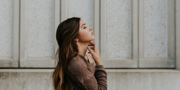 „Glossy Espresso“ ist die perfekte Haarfarbe für den Winter!