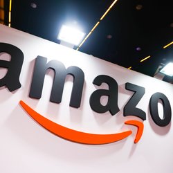 Bei Amazon bekommst du dieses edle Steingut-Geschirrset jetzt zum kleinen Preis
