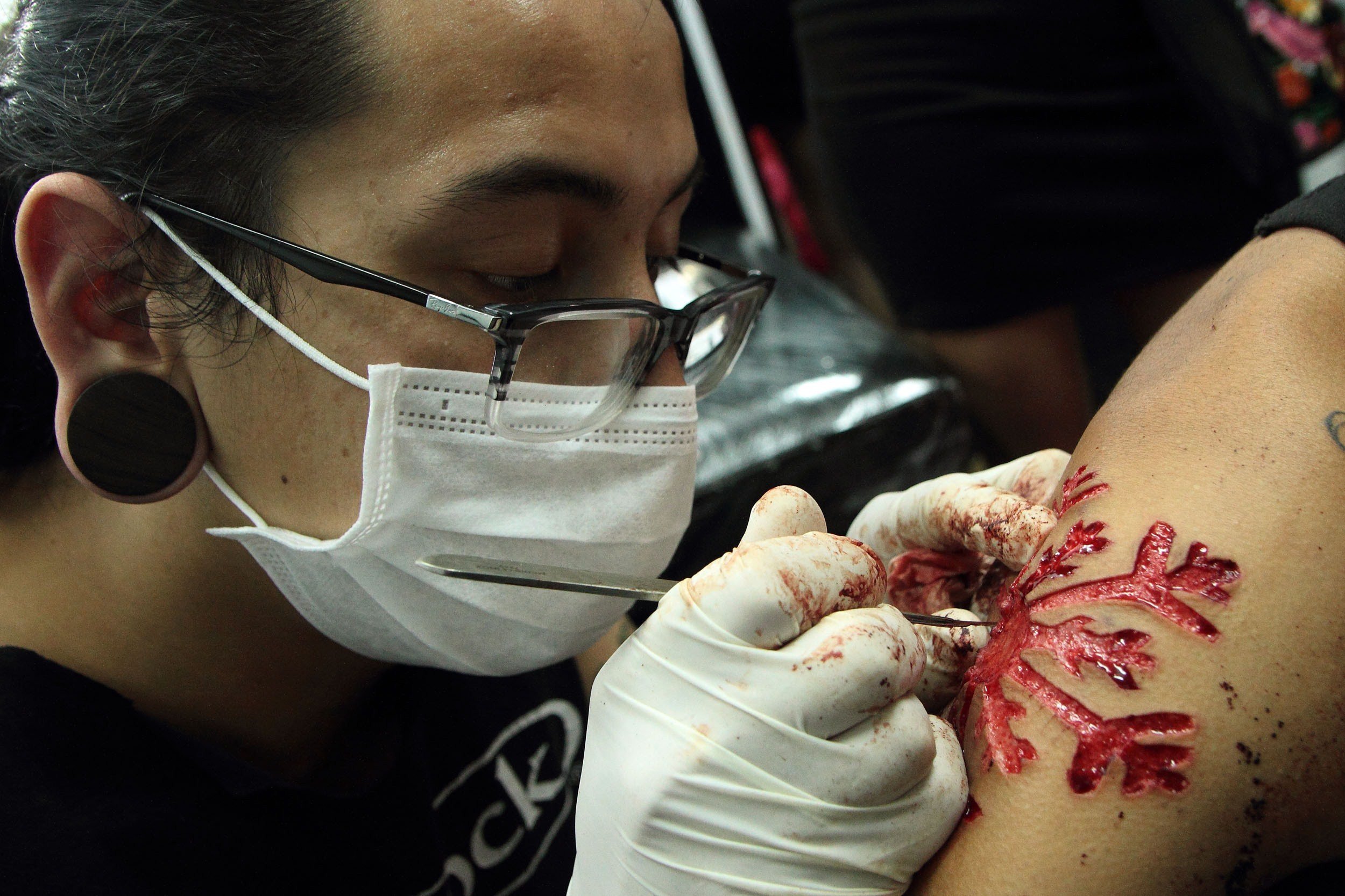 Cutting Tattoo
