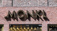 Dieser kuschelige Monki-Mantel in Grau ist ein klassisches Must-have