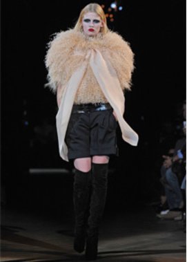Givenchy auf den Haute Couture Schauen